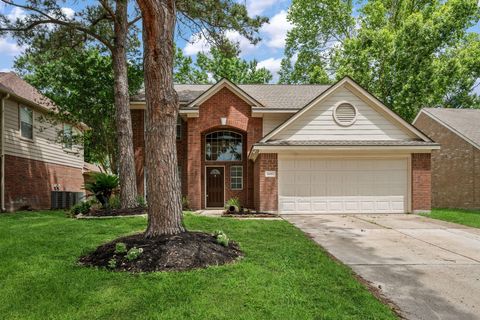 Photo of 5819 Forest Timbers Drive, Humble, TX 77346 (MLS # 57812952)