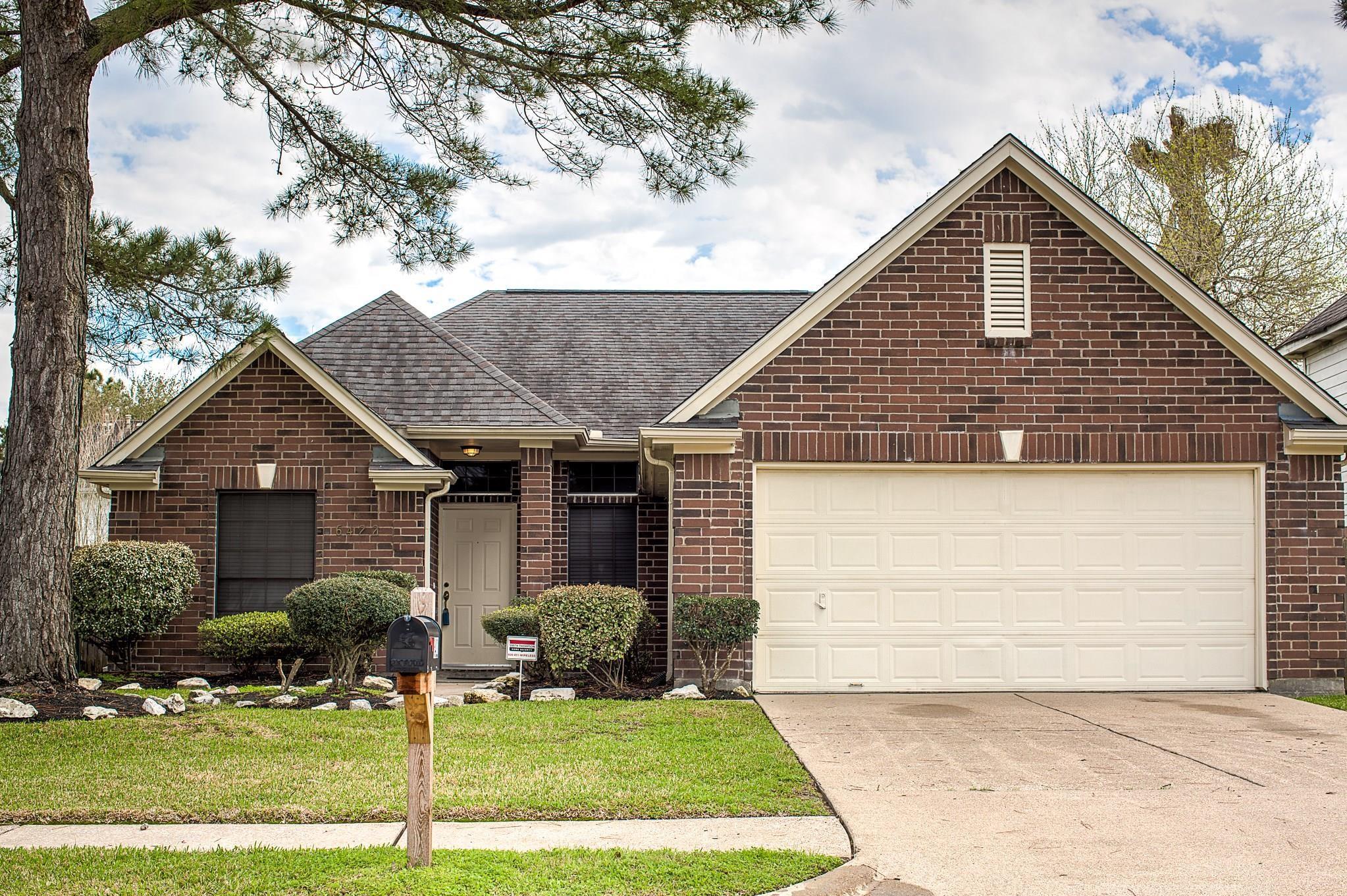 6422 Diamond Rock Drive