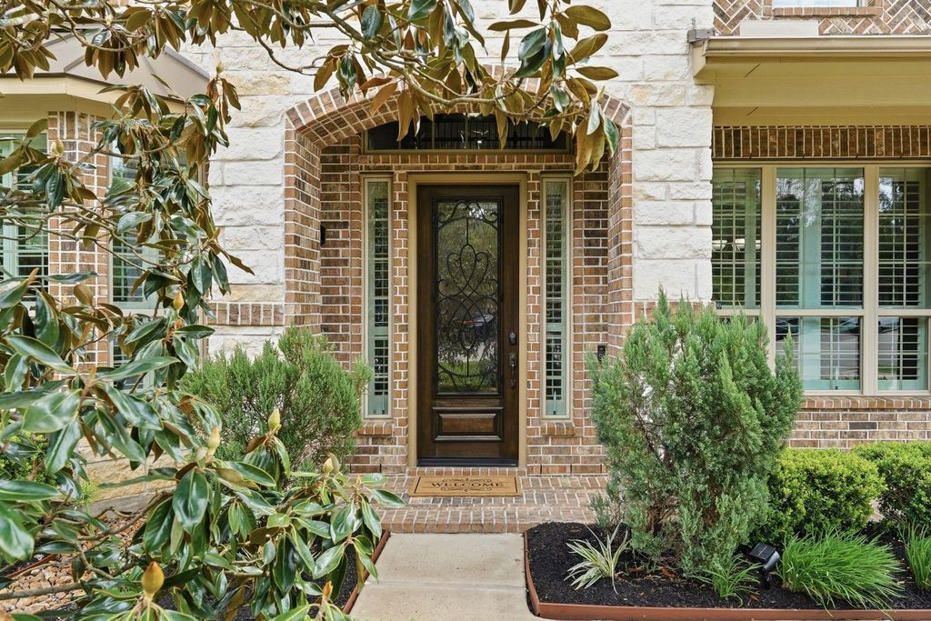 Photo of 78 N Swanwick Place, The Woodlands, TX 77375 (MLS # 15297549)