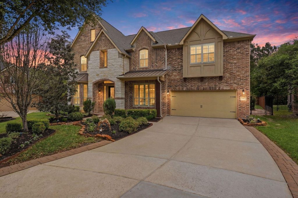 Photo of 78 N Swanwick Place, The Woodlands, TX 77375 (MLS # 15297549)