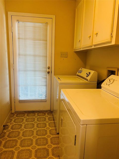 Tiny photo for 9918 Sagegreen Drive, Houston, TX 77089 (MLS # 23256107)