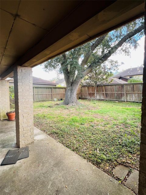Tiny photo for 9918 Sagegreen Drive, Houston, TX 77089 (MLS # 23256107)