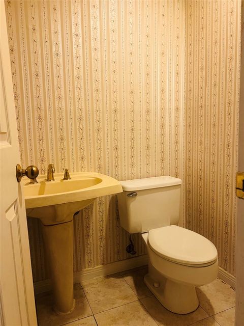 Tiny photo for 9918 Sagegreen Drive, Houston, TX 77089 (MLS # 23256107)