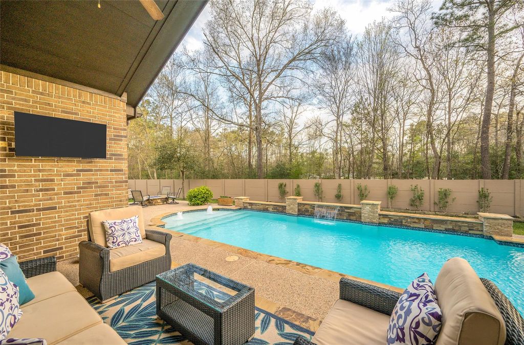 Photo of 5802 Vineyard Creek Lane, Porter, TX 77365 (MLS # 46447743)