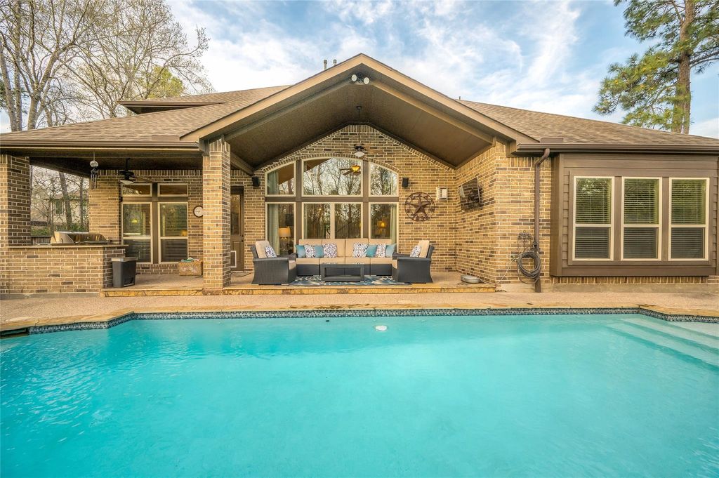 Photo of 5802 Vineyard Creek Lane, Porter, TX 77365 (MLS # 46447743)