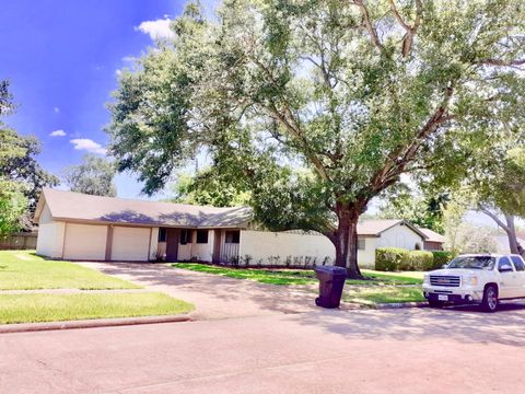 8302 Coastway Lane Houston TX 77075