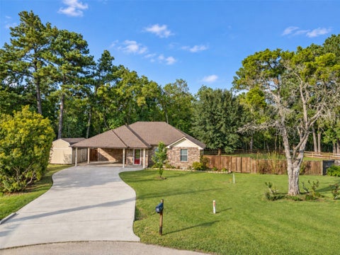 Photo of 1 County Road 2208 2, Cleveland, TX 77327 (MLS # 90436172)