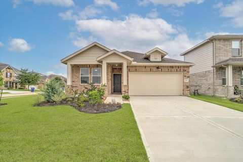 Photo of 8438 Bay Ridge Circle, Baytown, TX 77523 (MLS # 78716380)