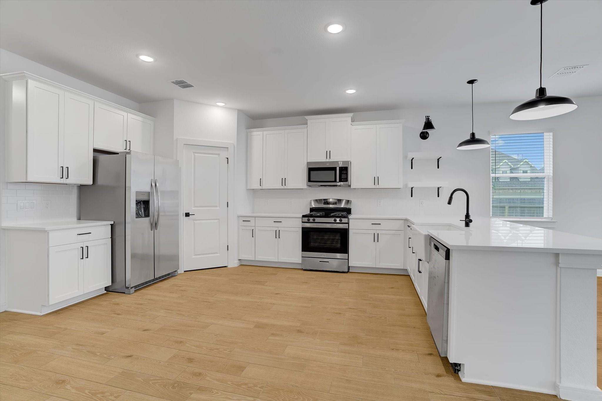 8438 Bay Ridge Circle