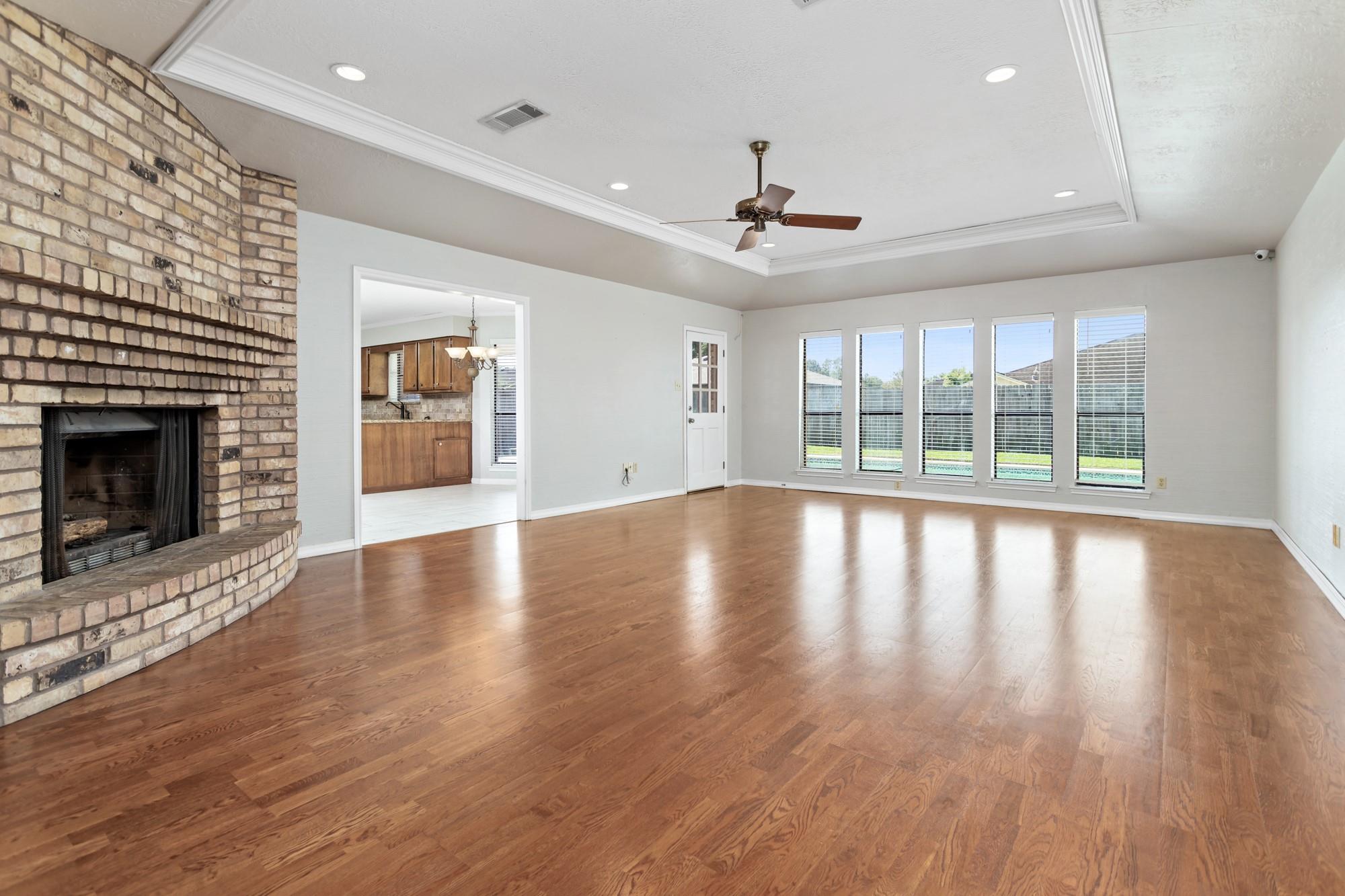 7035 Shanahan Drive