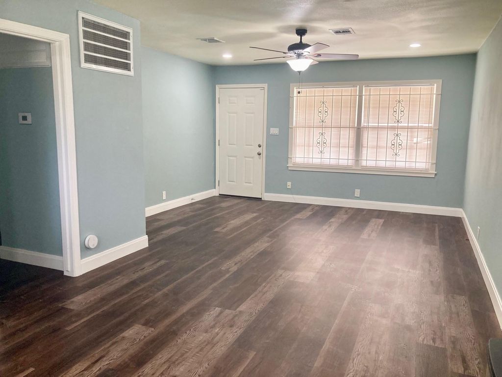 Photo of 5015 Yellowstone Boulevard, Houston, TX 77021 (MLS # 65109936)