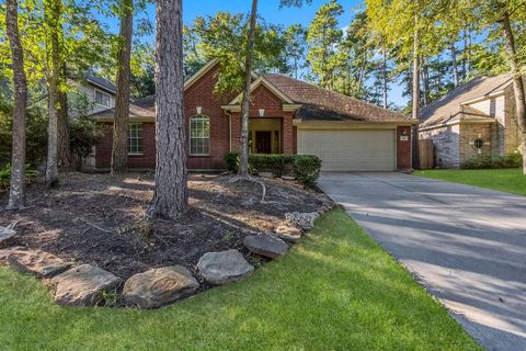 Photo of 155 N Wimberly Way, Conroe, TX 77385 (MLS # 45085190)