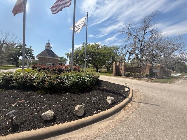 2225 Riverside Drive