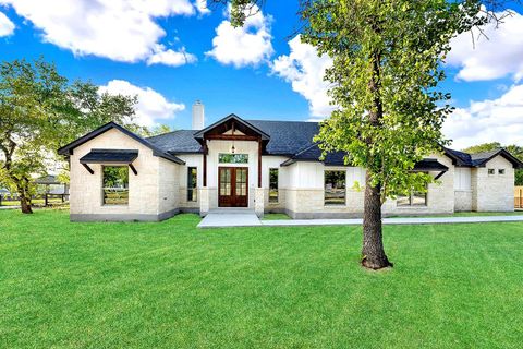 Homes For Sale - 249 Cibolo Way<br/> Wilson County, La Vernia, TX 78121