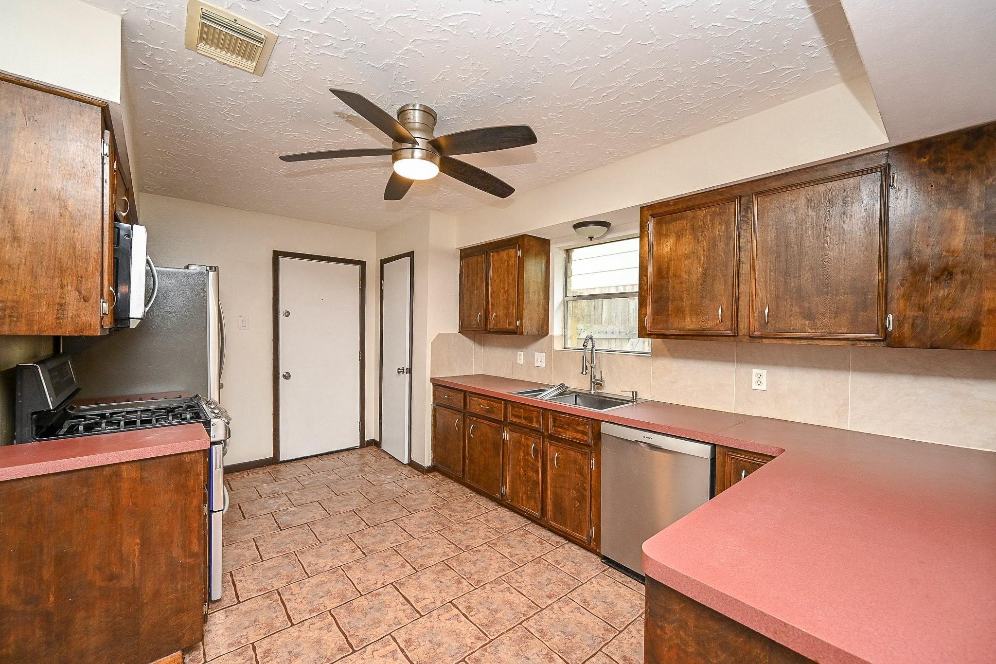 23814 Spring Gum Drive