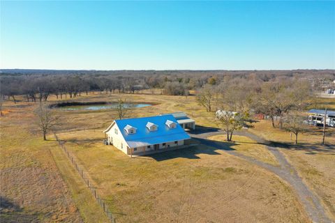 Vacant Land For Sale - 107 S Highway 14<br/> Freestone County, Wortham, TX 76693