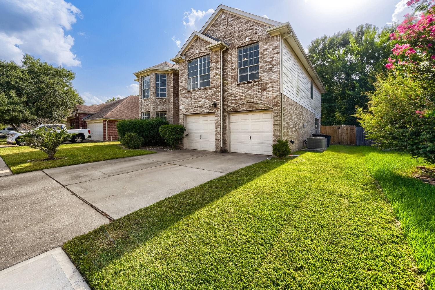 18715 Woodglen Shadows Drive