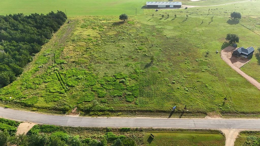 400 Vineyard View Trail