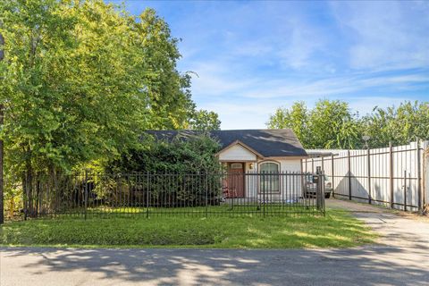 1222 E 28th Street Houston TX 77009