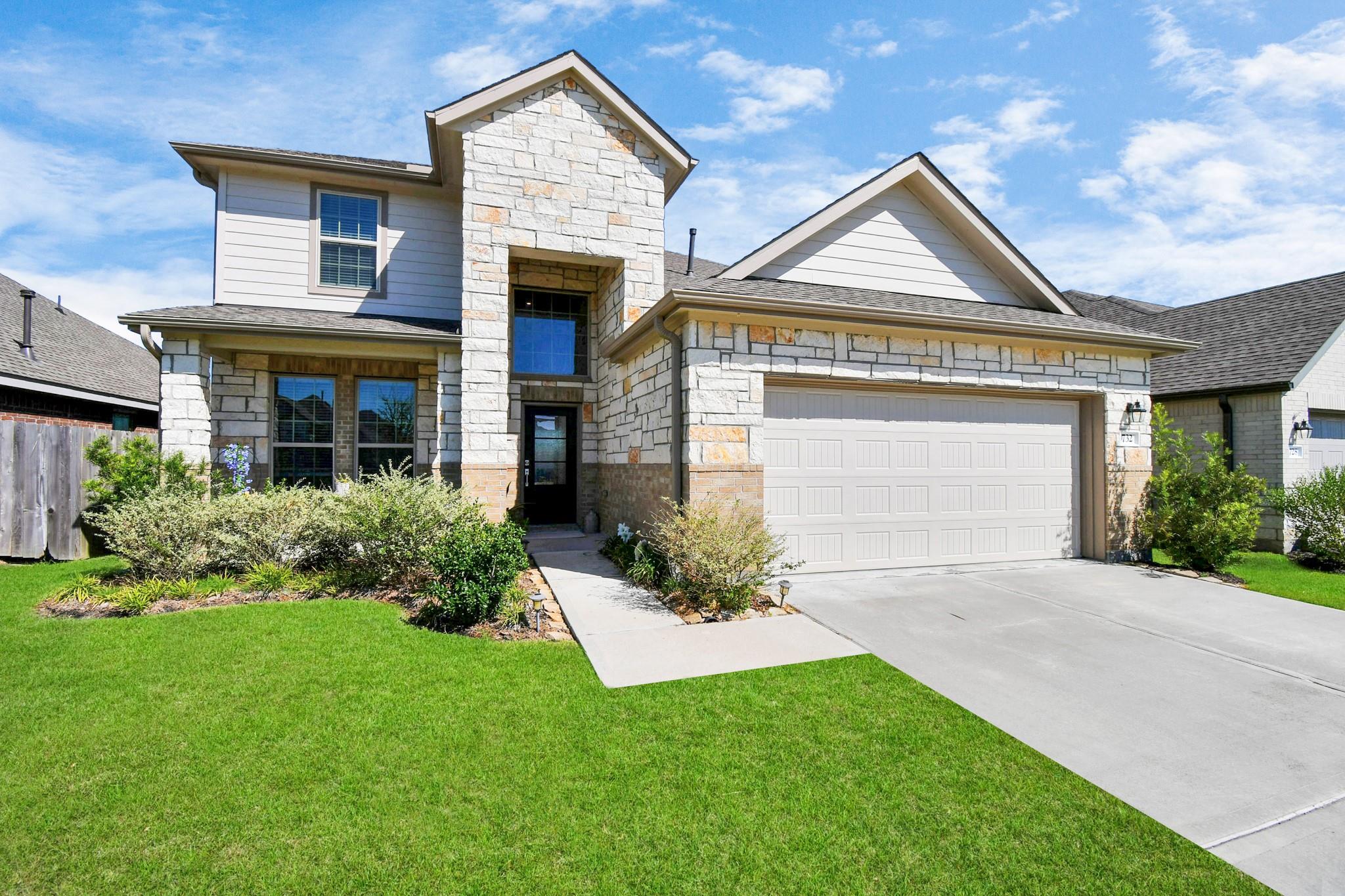 732 Willow Harbor Lane