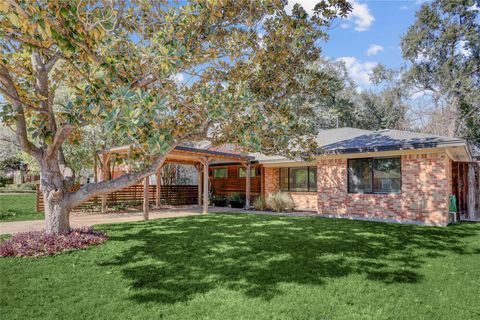 505 Woodard Street Houston TX 77009