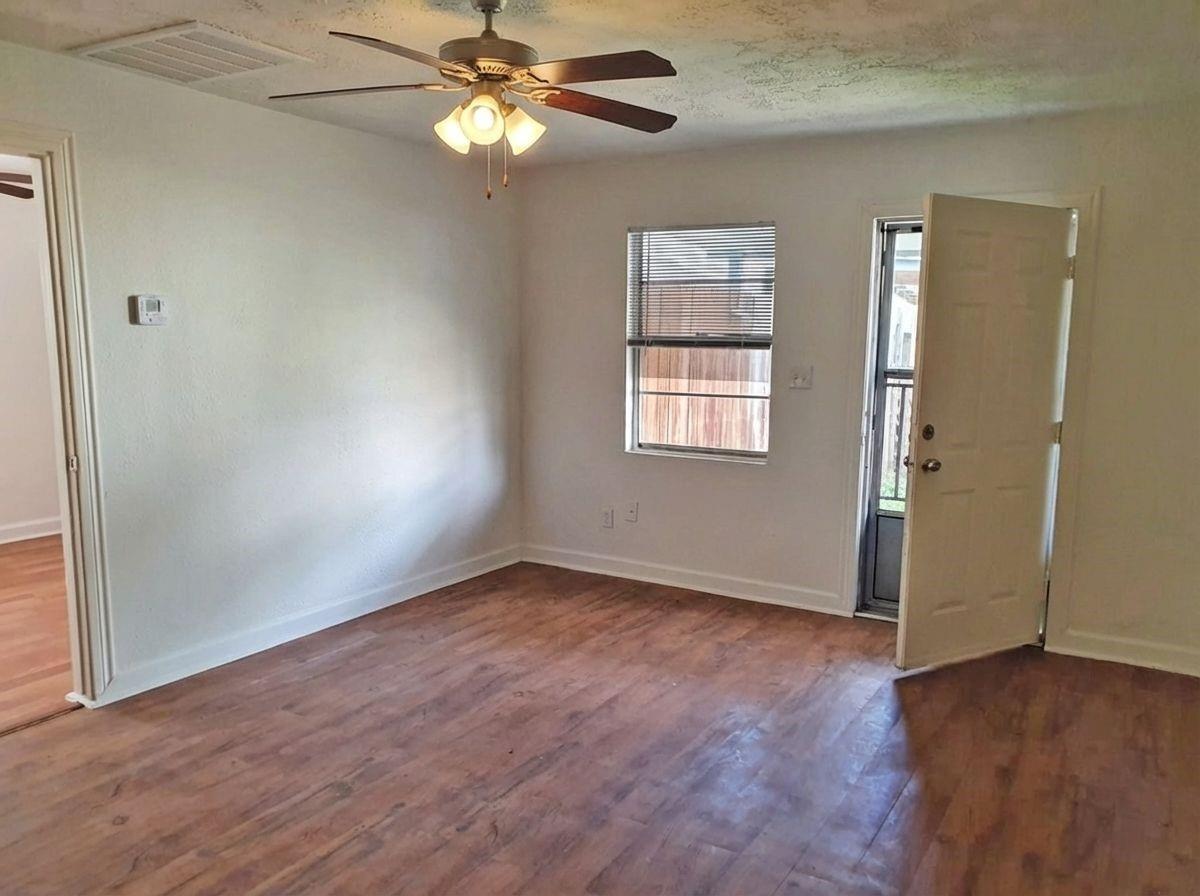 1272 Pecan Street