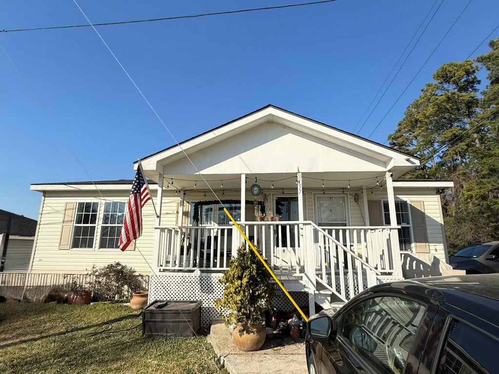 Photo of 97 White Sands Drive, Kingwood, TX 77339 (MLS # 31945748)