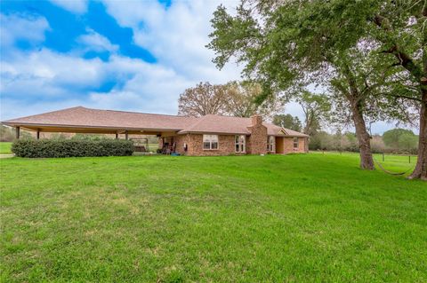 Photo of 758 Wire Road, Huntsville, TX 77320 (MLS # 57115040)