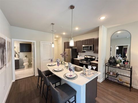 Photo of 2102 Antoine Drive Dr #P8.4314, Houston, TX 77055 (MLS # 77775770)