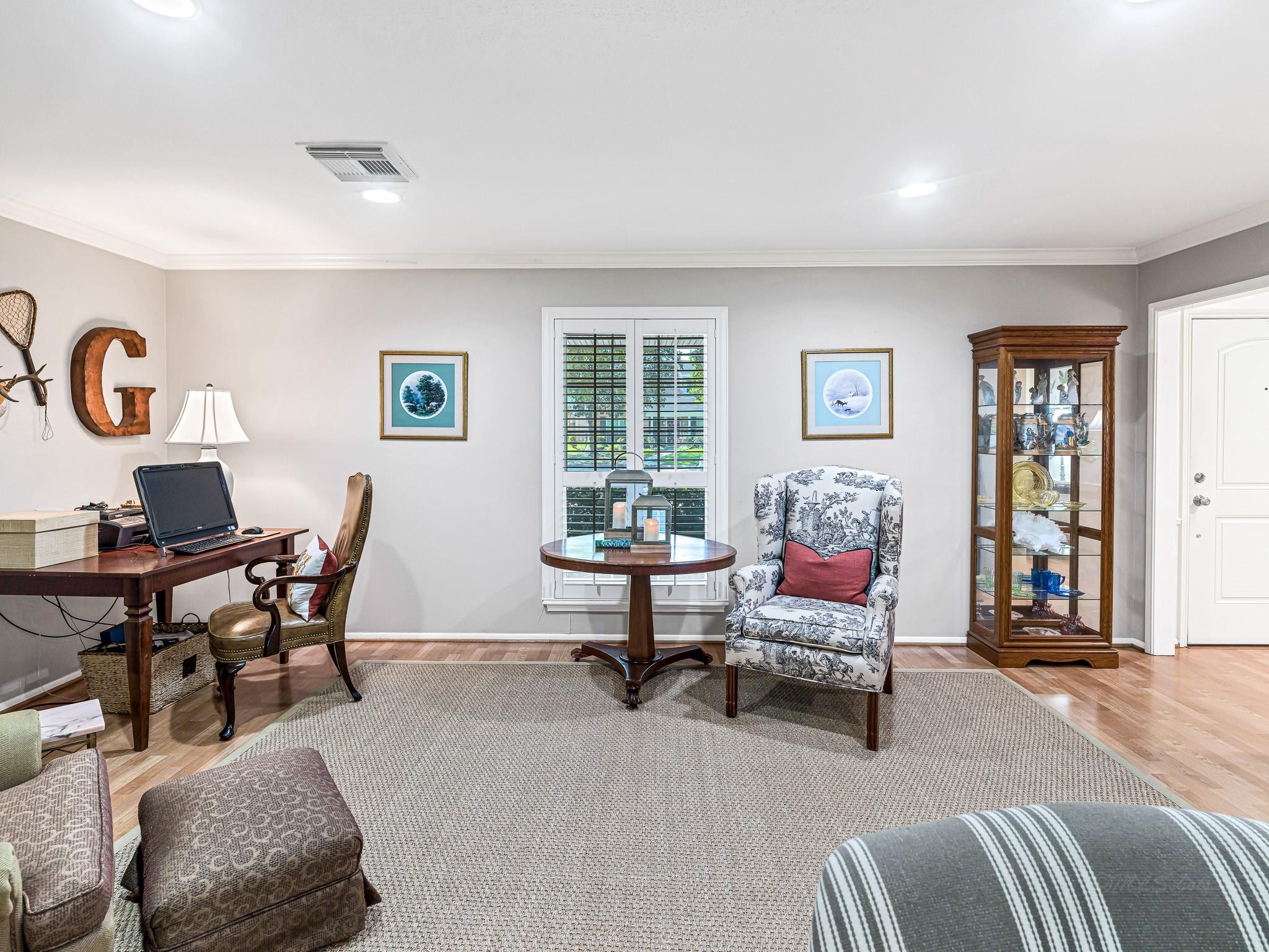 Houston, Texas, 77024, United States, 4 Bedrooms Bedrooms, ,3 BathroomsBathrooms,Residential,Active,2036353