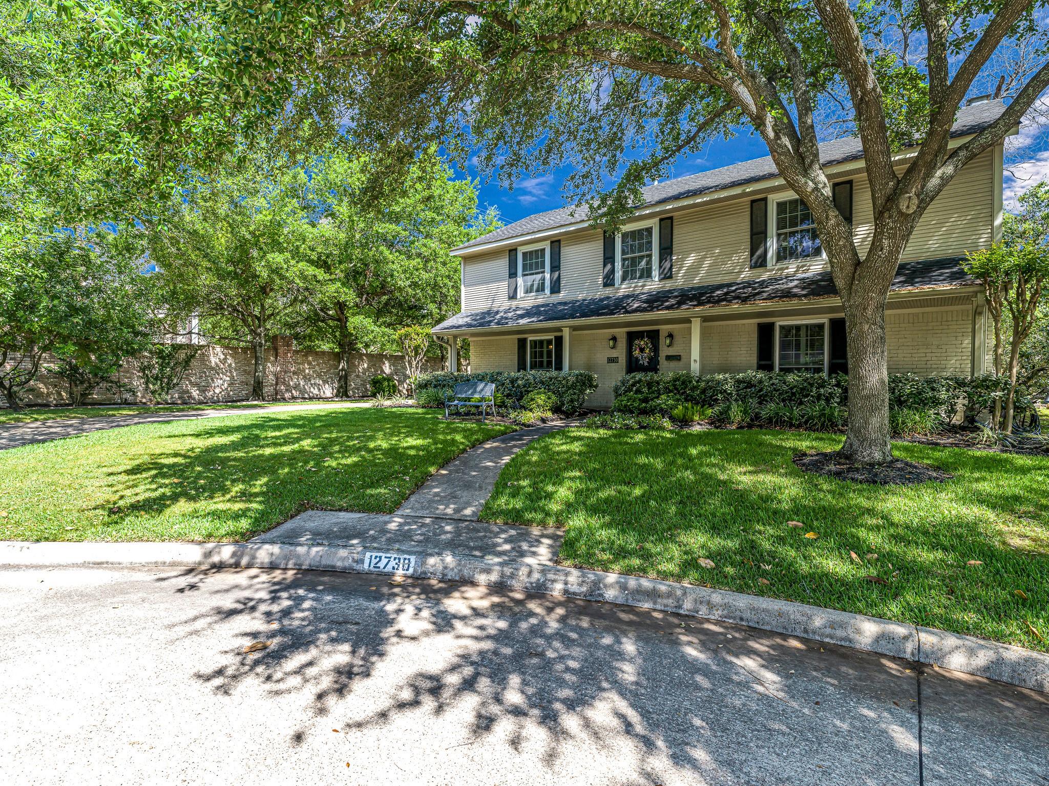 Houston, Texas, 77024, United States, 4 Bedrooms Bedrooms, ,3 BathroomsBathrooms,Residential,Active,2036353