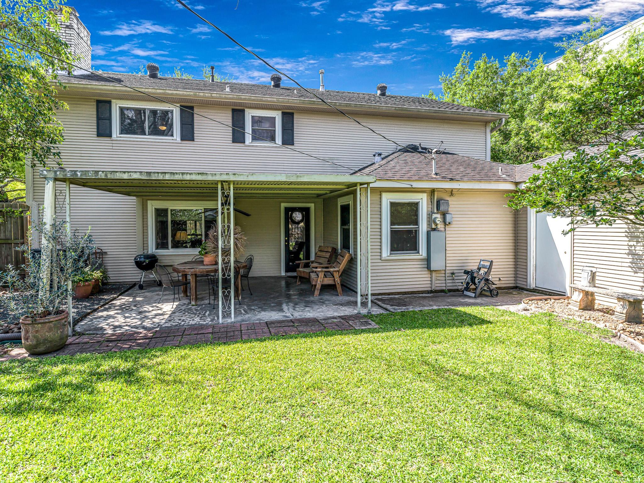 Houston, Texas, 77024, United States, 4 Bedrooms Bedrooms, ,3 BathroomsBathrooms,Residential,Active,2036353