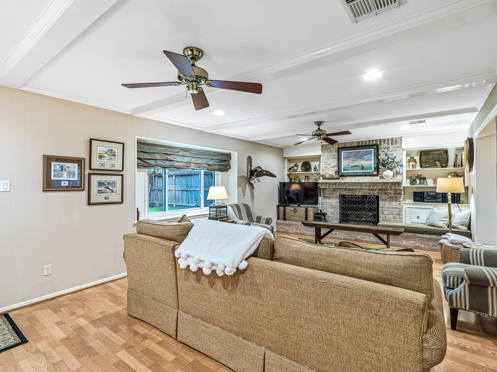 Houston, Texas, 77024, United States, 4 Bedrooms Bedrooms, ,3 BathroomsBathrooms,Residential,Active,2036353