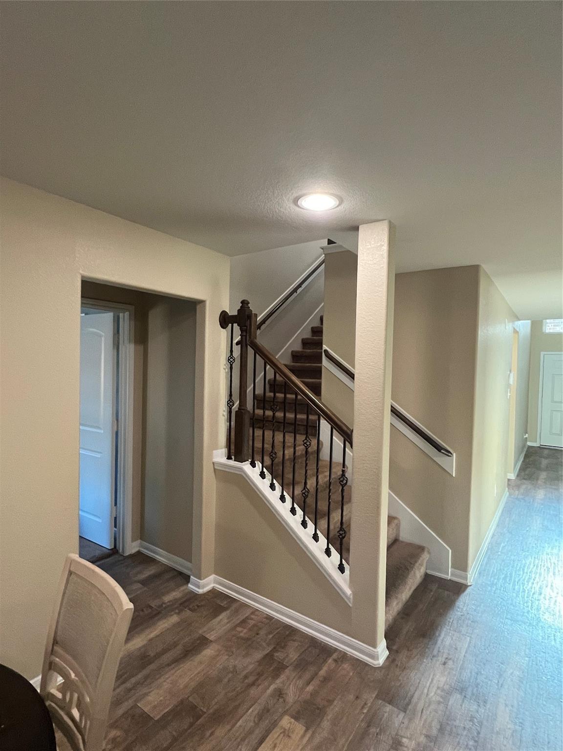 19026 Stock Drive
