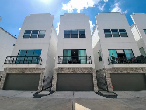 Photo of 5709 Larkin Street #A, Houston, TX 77007 (MLS # 73084573)