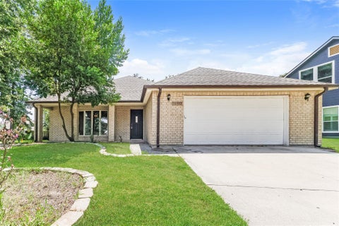 Photo of 14042 Hunters Glen, Montgomery, TX 77356 (MLS # 65193538)