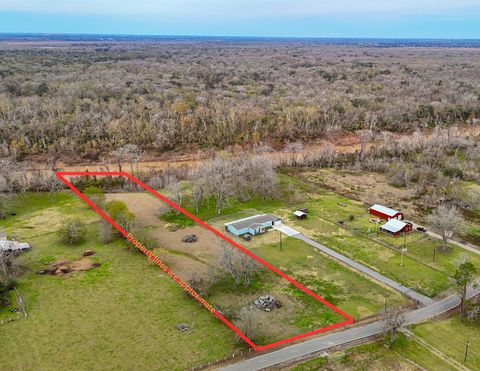 Photo of 0 County Road 42, Rosharon, TX 77583 (MLS # 27133509) Photo of 0 County Road 42, Rosharon, TX 77583 (MLS # 27133509)
