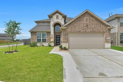 Photo of 5330 Camerford Court, Alvin, TX 77511 (MLS # 40270494)