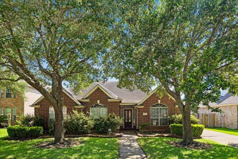 Photo of 5918 Amherst Court, Houston, TX 77479 (MLS # 93803867)