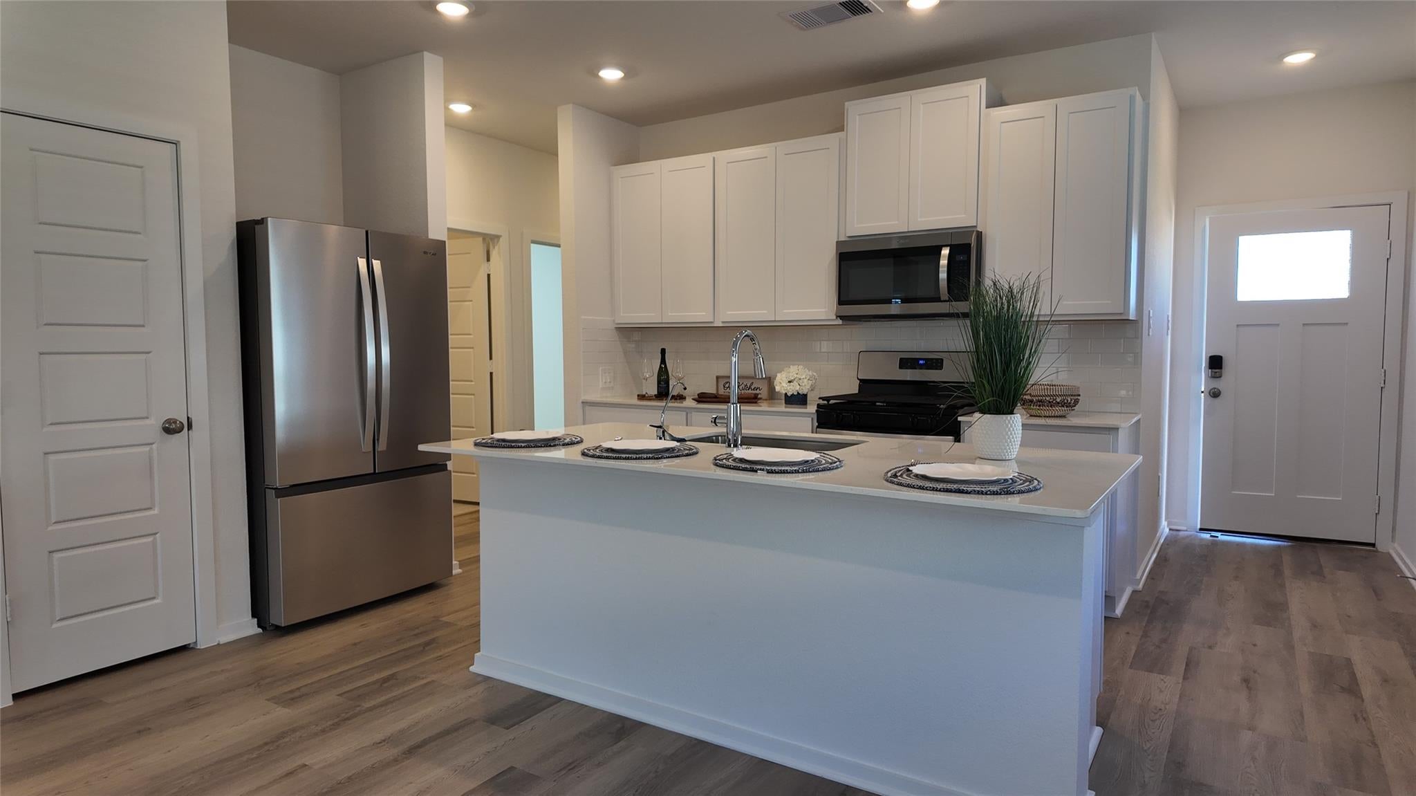 29135 Samuel Gardens Court