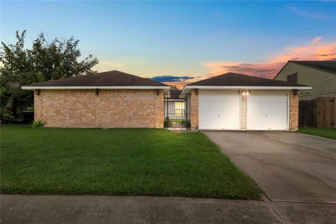 Photo of 1815 Millbury Drive, Missouri City, TX 77489 (MLS # 74107765)