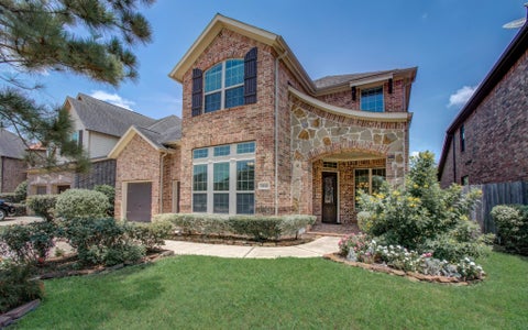 Photo of 3938 May Ridge Lane, Sugar Land, TX 77479 (MLS # 34896296)