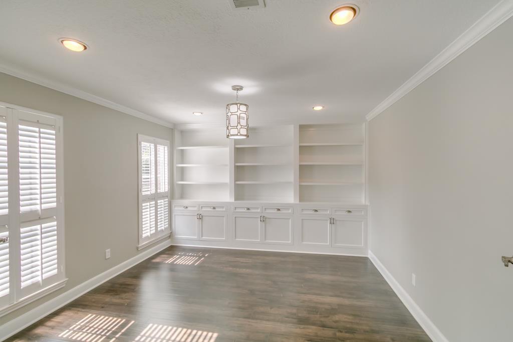 14022 Ragus Lake Drive