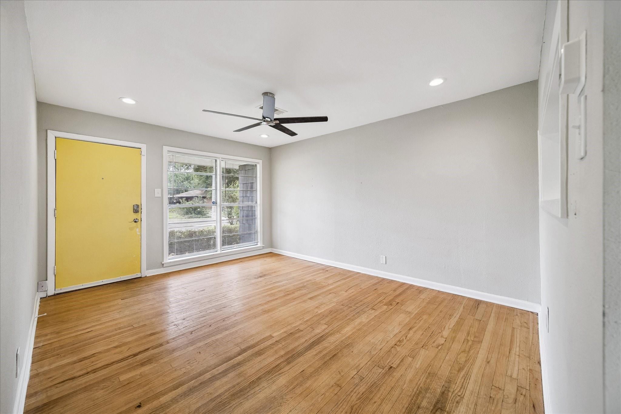 5042 Viking Drive