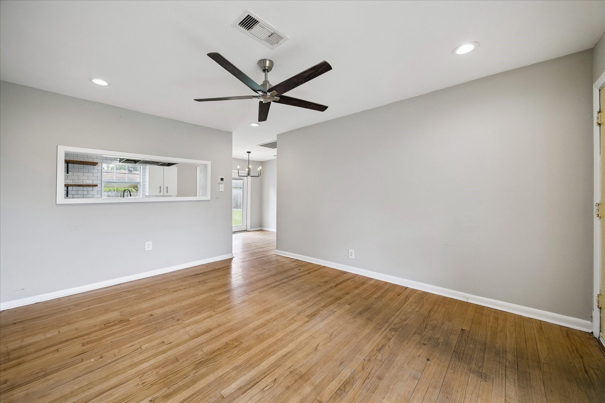 5042 Viking Drive