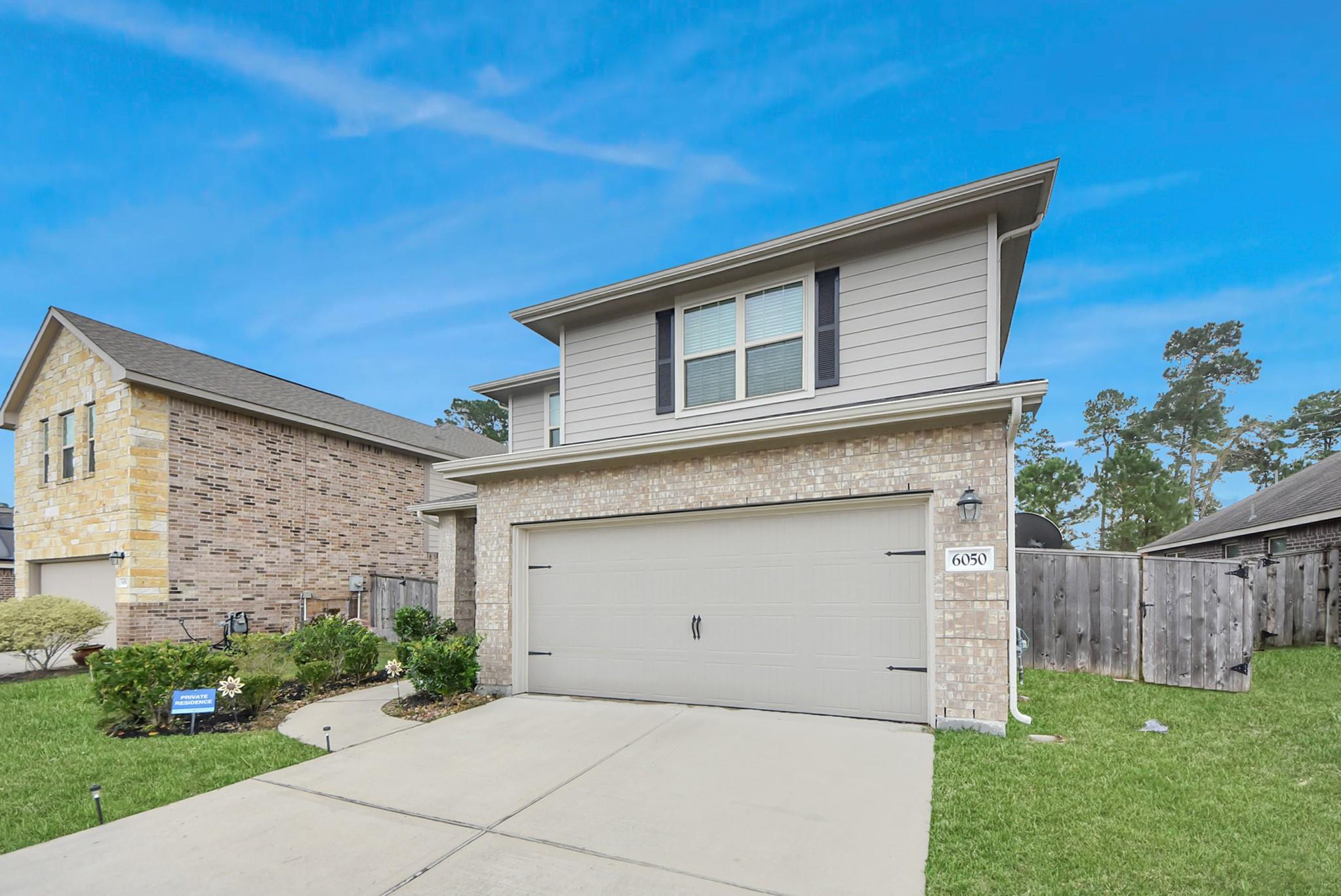 6050 Oakland Bluff Lane