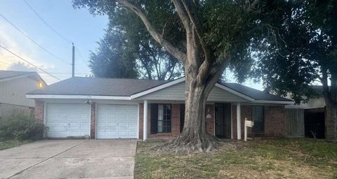 Photo of 11706 N Kathy Avenue, Houston, TX 77071 (MLS # 92763817)