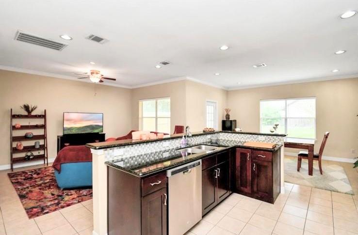 Photo of 5115 Alba Road, Houston, TX 77018 (MLS # 83768660)