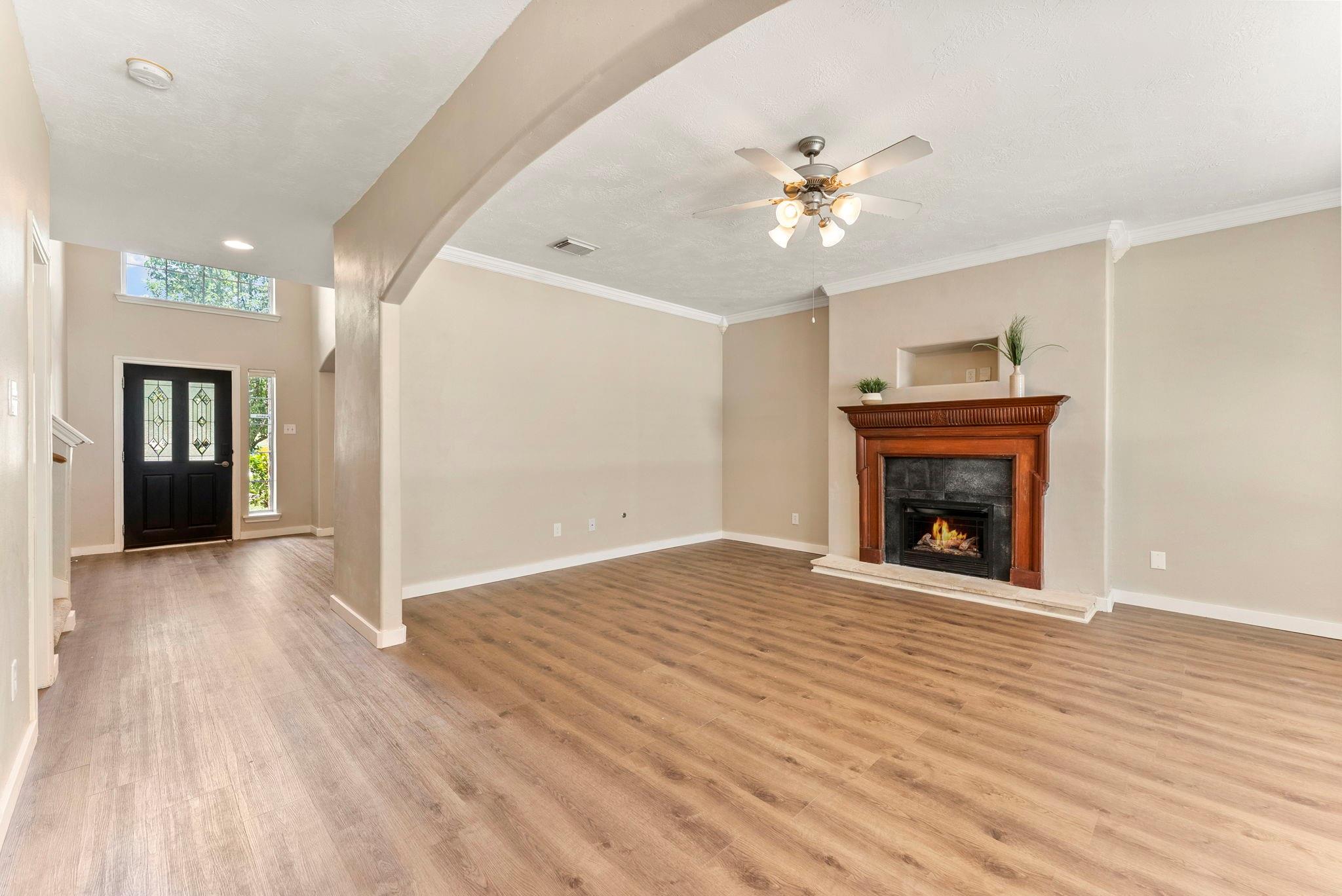 10 Otter Lodge Place