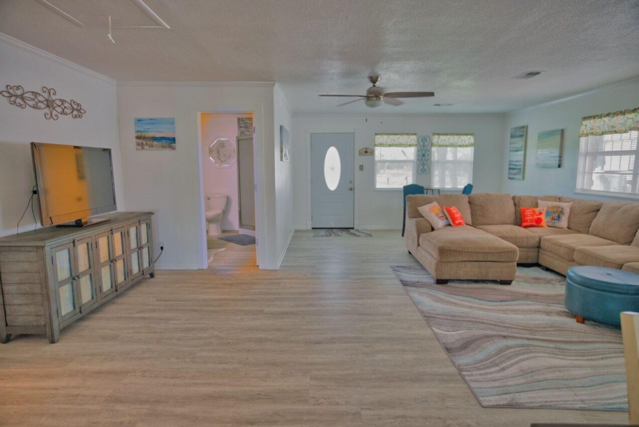 929 Private Road 652